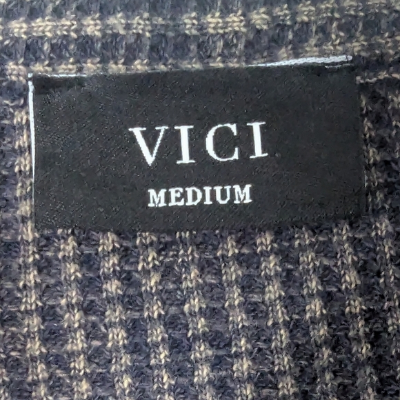 Vici Medium Waffle Weave Button Down Shirt Brown/Black - Picture 3 of 13